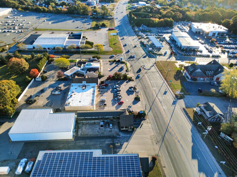 More Photos Of 240 Post Rd, Westerly Storefront Retail Office For Lease