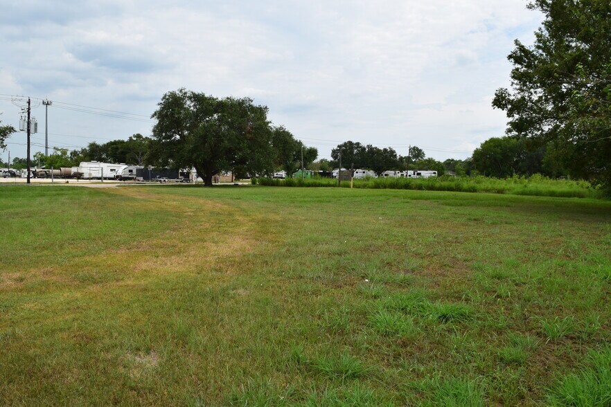 More Photos Of Bailey & McLean Rd., Pearland Land For Sale