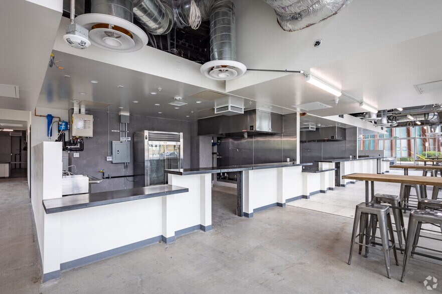 More Photos Of 8155 Van Nuys Blvd, Van Nuys Apartments For Lease