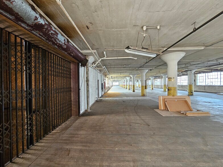 More Photos Of 3615 Superior Ave, Cleveland Office For Sale