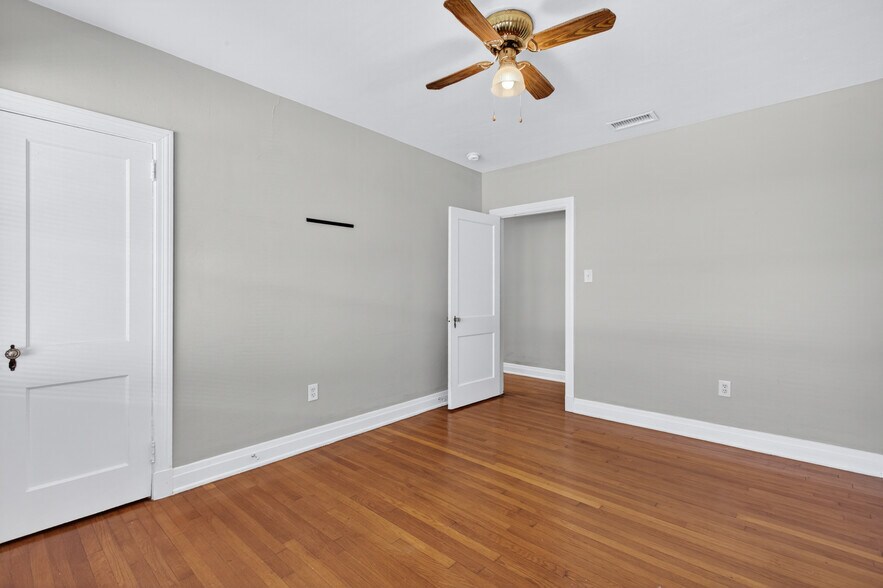 More Photos Of 1710 River Rd, Jacksonville Apartments For Sale