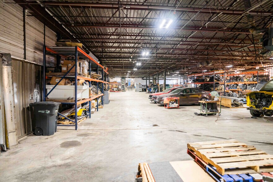 More Photos Of 201 N Missouri Ave, Sedalia Manufacturing For Sale