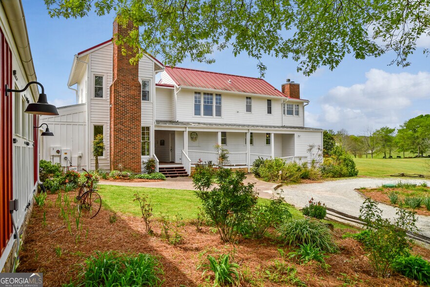 More Photos Of 1051 Meadow Ln, Madison Hospitality For Sale