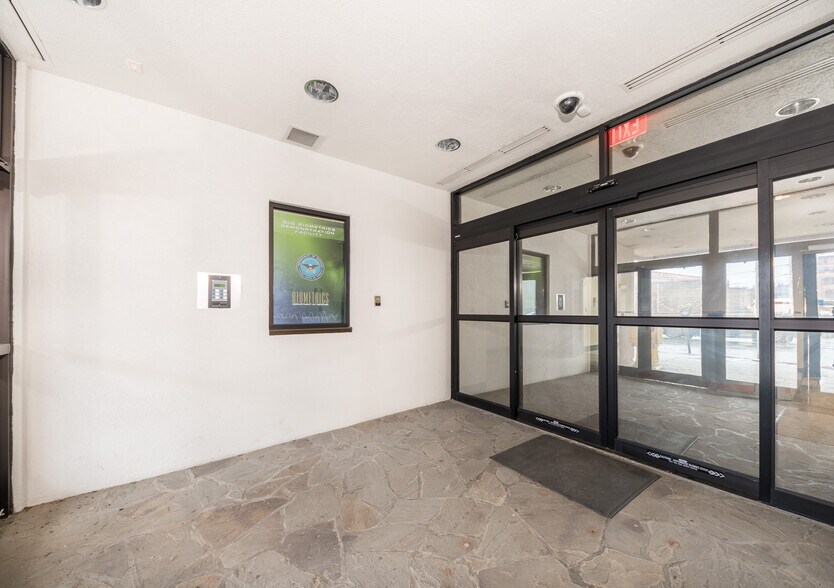 More Photos Of 347 W Main St, Clarksburg Office For Lease