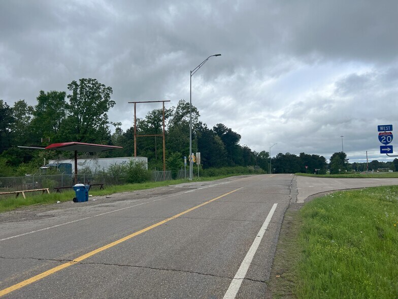 More Photos Of 2075 Frontage Road, Waskom Land For Sale