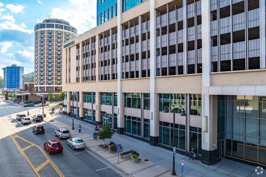 More Photos Of 425 W Superior St, Duluth Office For Lease