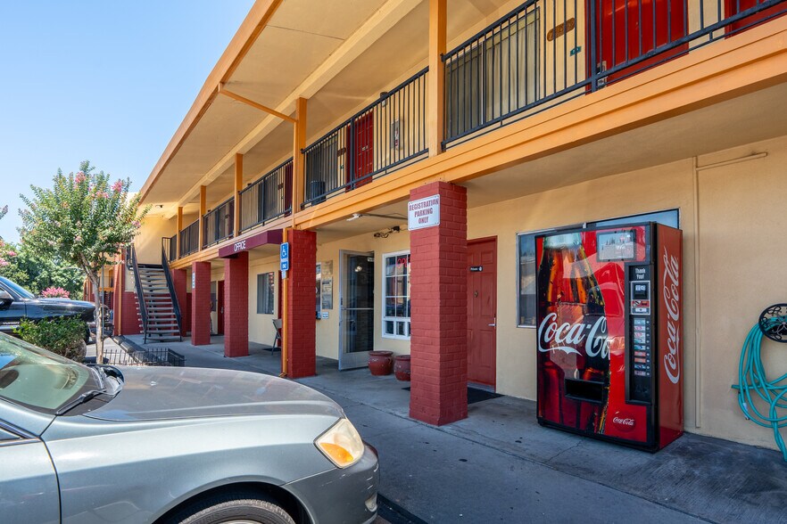 More Photos Of 9515 Folsom Blvd, Sacramento Hotel For Sale