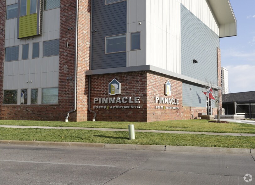 More Photos Of 429 W Central Ave, Wichita Apartments For Sale