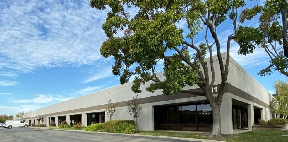 Primary Photo Of 111 Lindbergh Ave, Livermore Warehouse For Lease