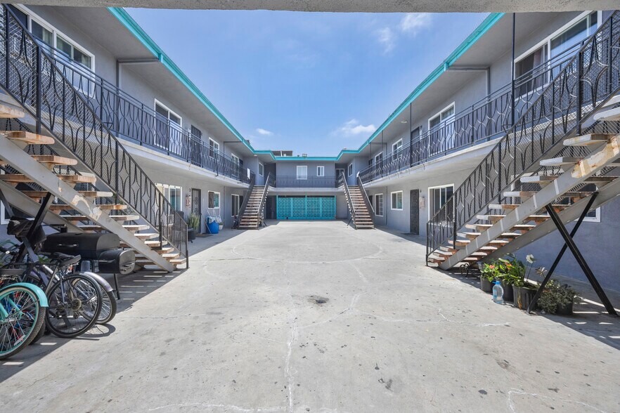 More Photos Of 1212 W 107th St, Los Angeles Apartments For Sale