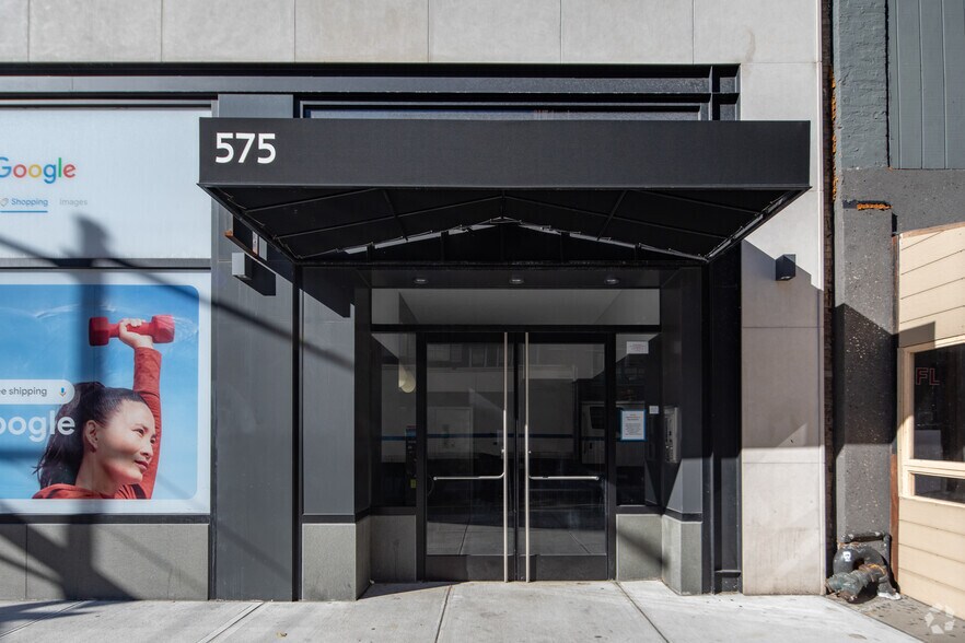 More Photos Of 575 Avenue of the Americas, New York Apartments For Lease