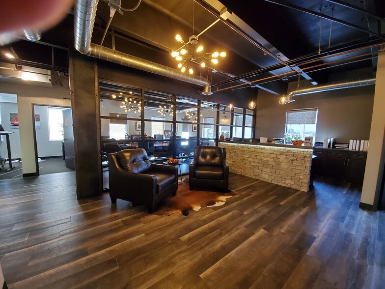 More Photos Of 9025 E Kenyon Ave, Denver Office For Sale