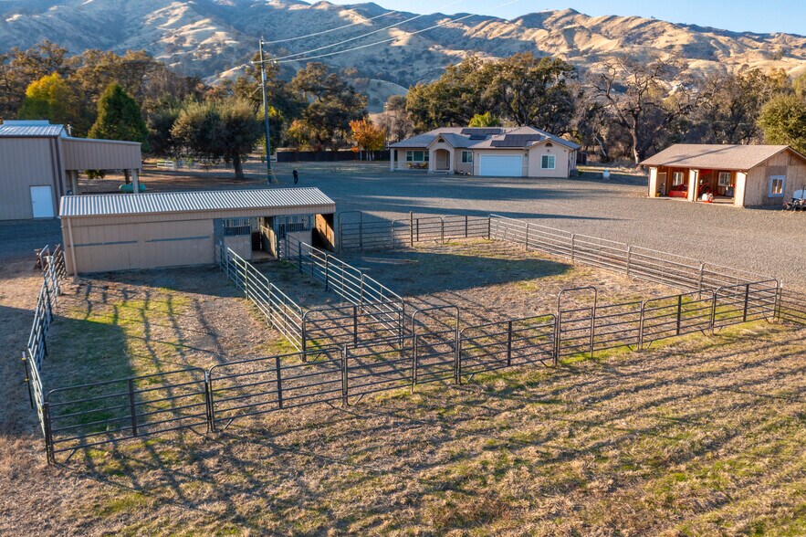 More Photos Of 8256 Quail Canyon Rd, Vacaville Land For Sale