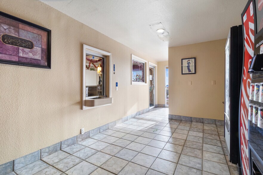 More Photos Of 16901 Stoddard Wells Rd, Victorville Hospitality For Sale