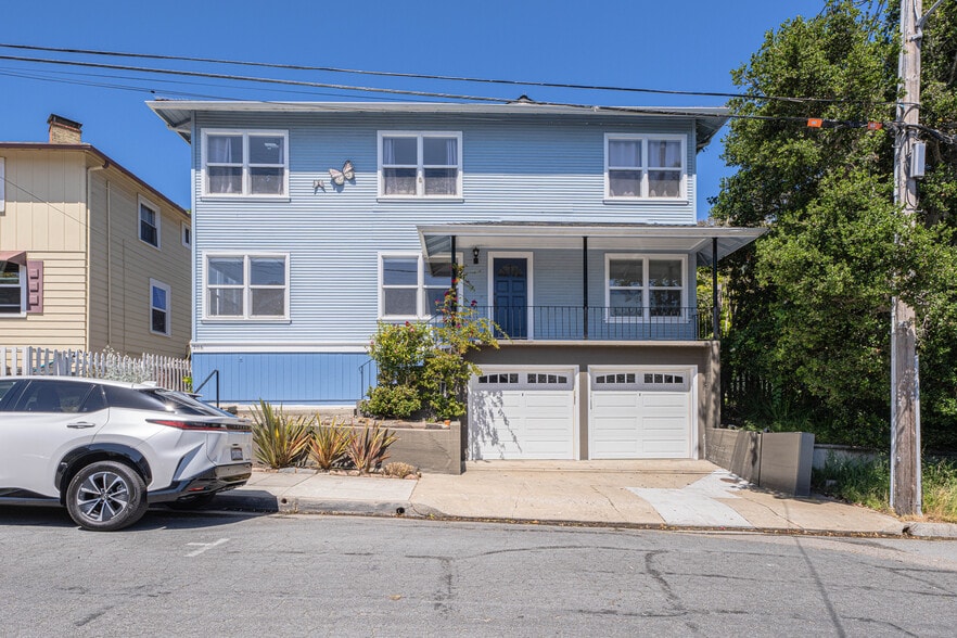 Primary Photo Of 206 Cypress Ave, Pacific Grove Apartments For Sale