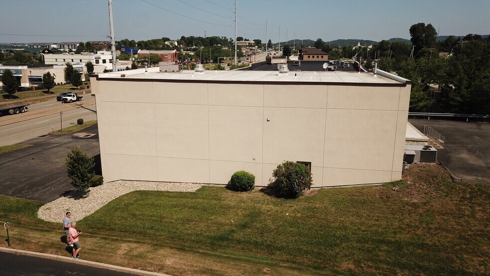 More Photos Of 20254 US 19, Cranberry Township Freestanding For Sale