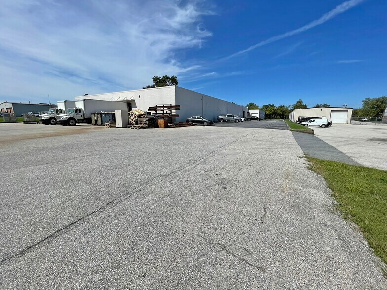 More Photos Of , Laurel Unknown For Sale