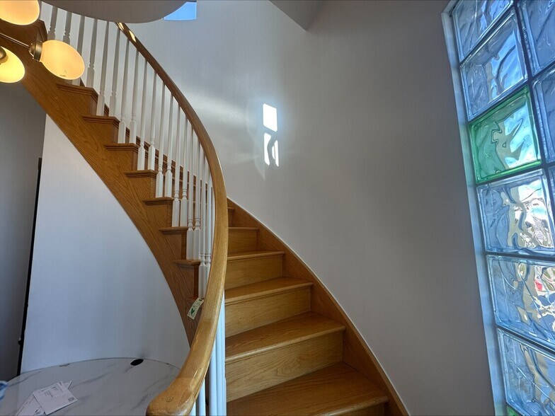 More Photos Of 2041 Park St, Atlantic Beach Loft Creative Space For Lease