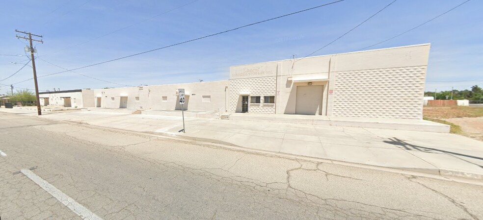 More Photos Of 44820 Yucca Ave, Lancaster Warehouse For Sale