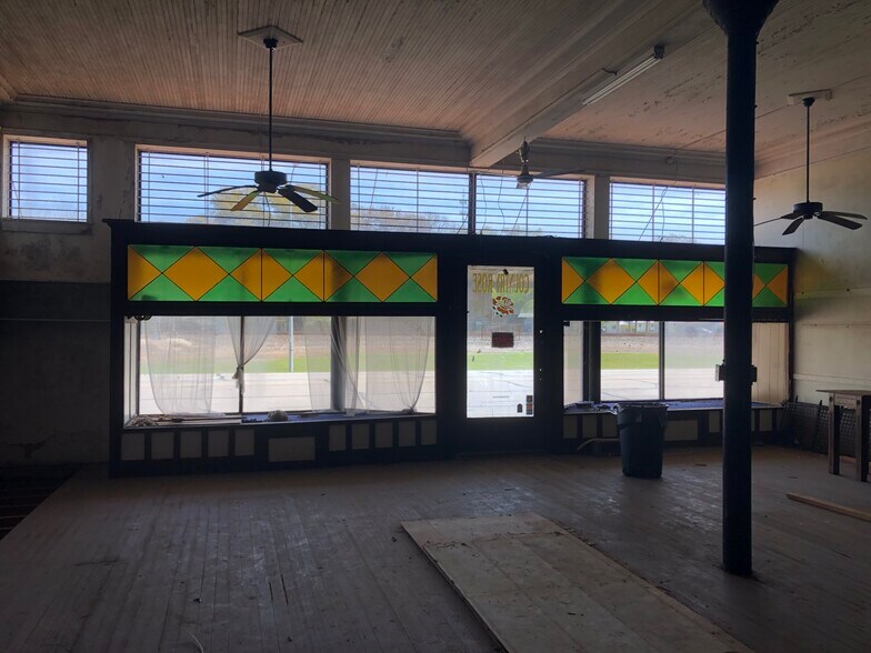 More Photos Of 6321 Commerce St, Wallis Storefront Retail Office For Sale