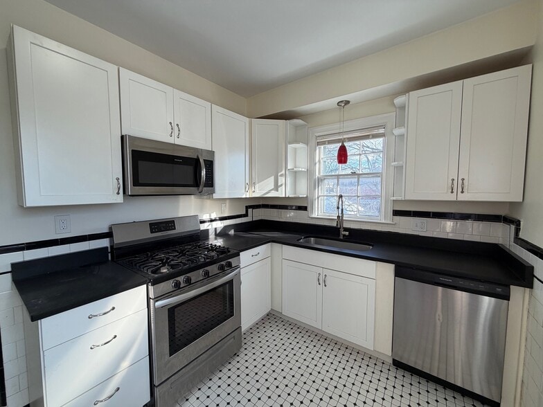 More Photos Of 1582 Westminster St, Providence Apartments For Sale