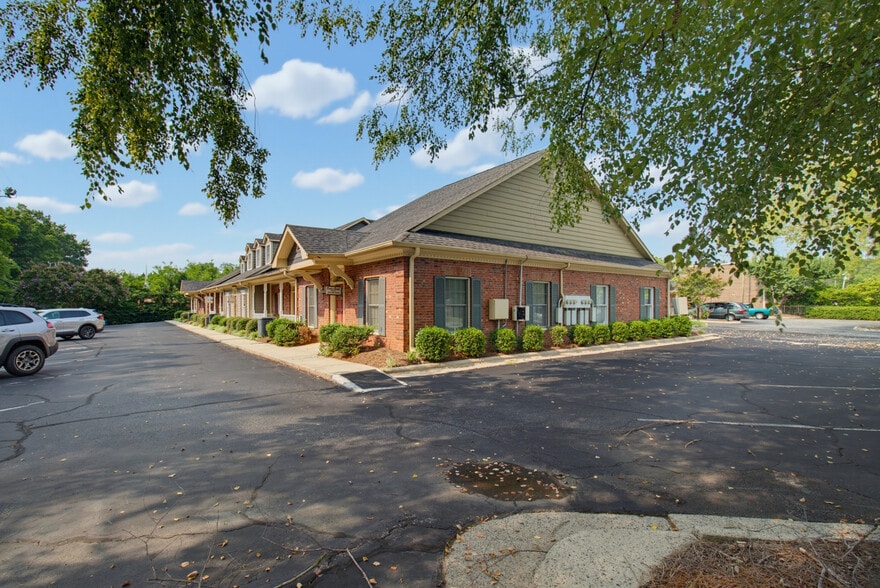 More Photos Of 701 W Main St, Jamestown Office For Sale