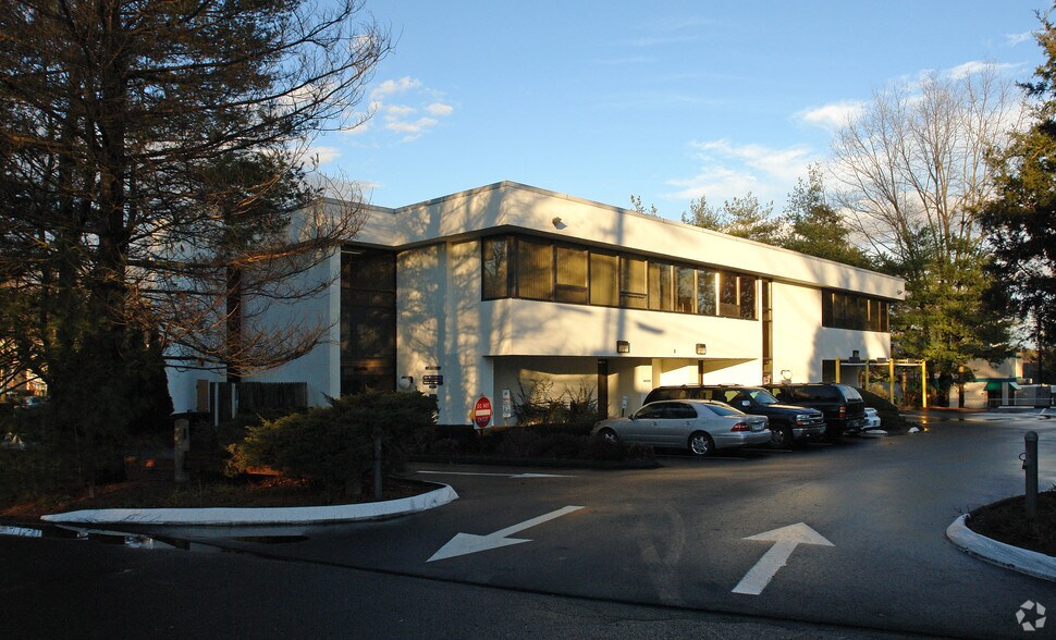 More Photos Of 980 Post Rd E, Westport Office For Sale