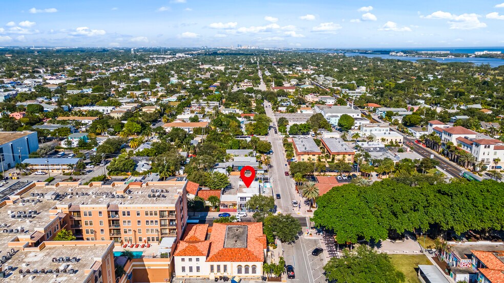 More Photos Of 502-504 Lucerne Ave, Lake Worth Restaurant For Lease