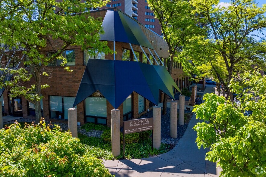 More Photos Of 535 S Burdick St, Kalamazoo Medical For Lease