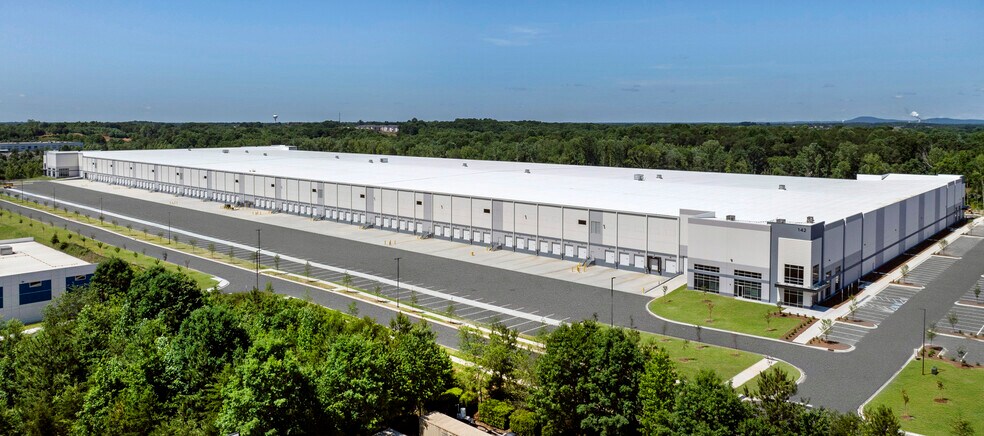 More Photos Of 142 Serviceberry Way, Mooresville Distribution For Lease