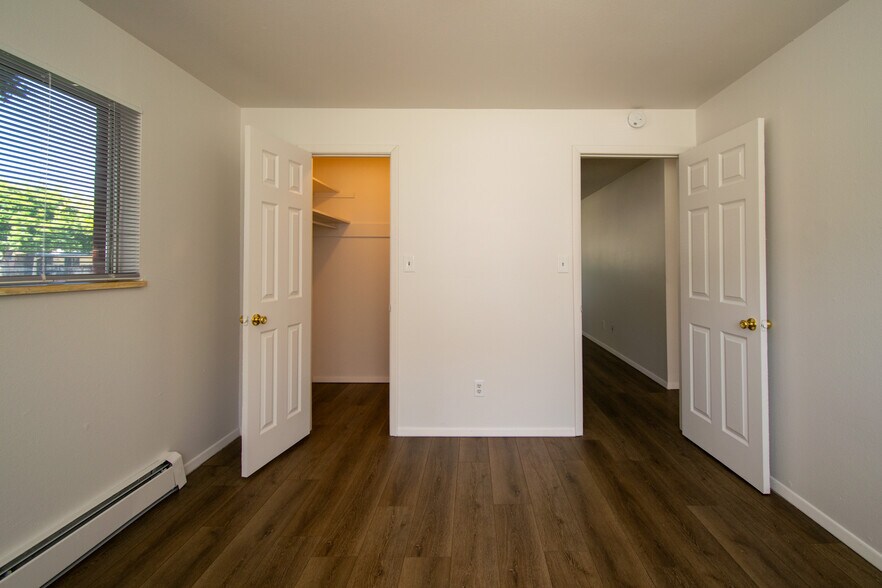 More Photos Of 715-719 16th St SW, Loveland Apartments For Sale