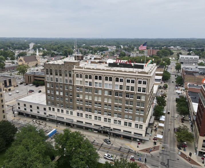 Primary Photo Of 501 Sycamore St, Waterloo Office For Sale