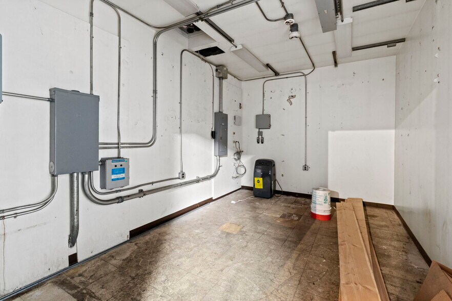 More Photos Of 2401-2439 N American St, Philadelphia Warehouse For Sale