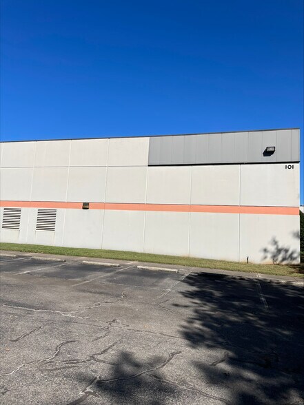 More Photos Of 101 Electronics Blvd SW, Huntsville Industrial For Lease
