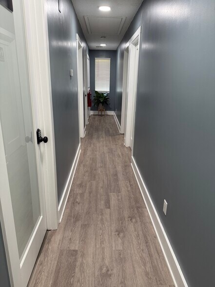 More Photos Of 2156 Midland Park Rd, North Charleston Office Residential For Lease