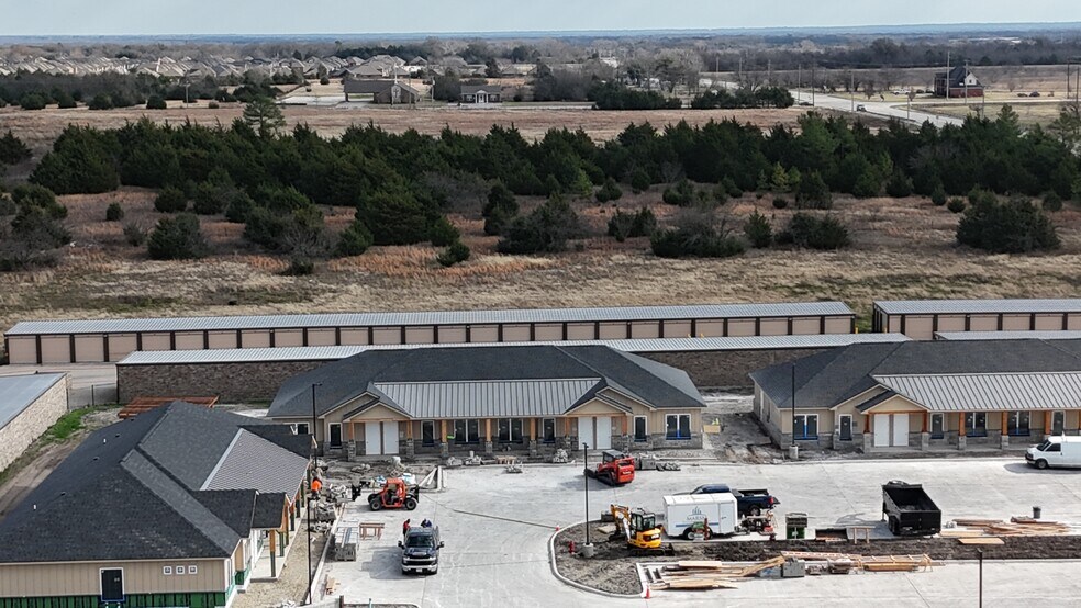 More Photos Of 2200 Traders Rd, Greenville Unknown For Lease