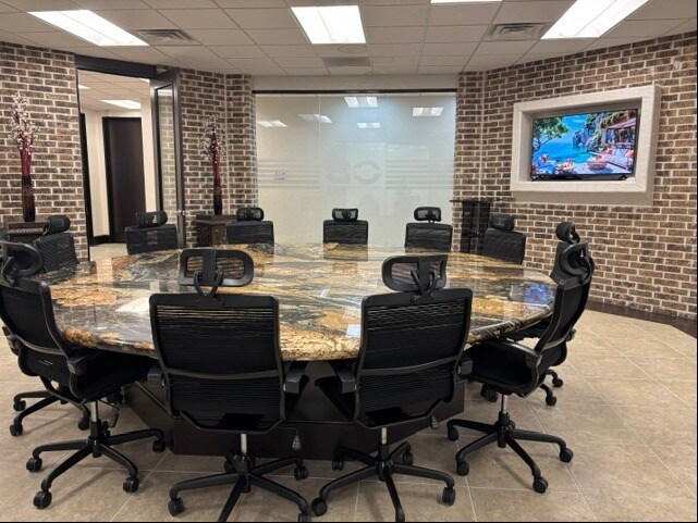 More Photos Of 15010 Lakefair Dr, Richmond Medical For Lease