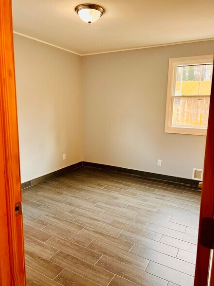 More Photos Of 1032-1036 Victory Blvd, Staten Island Medical For Lease