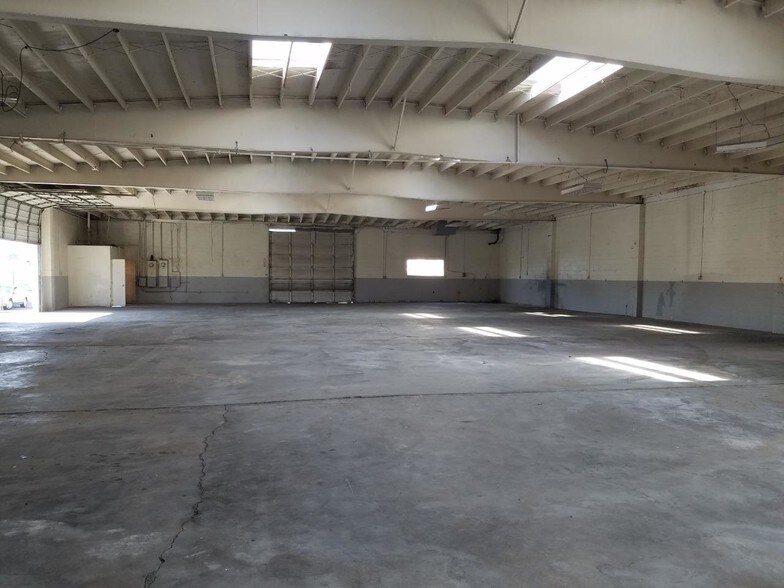 More Photos Of 1409 Brooks St, Ontario Industrial For Sale