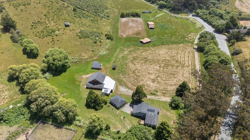 More Photos Of 1650 Stage Rd, Pescadero Specialty For Sale