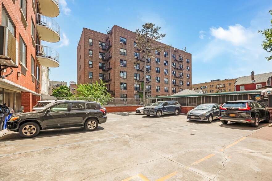 More Photos Of 87-26 175th St, Jamaica Apartments For Sale
