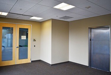 More Photos Of 4775 E Walnut St, Boulder Light Distribution For Lease