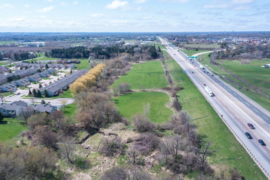 More Photos Of 7900 Brixham Rd, Rockford Land For Sale