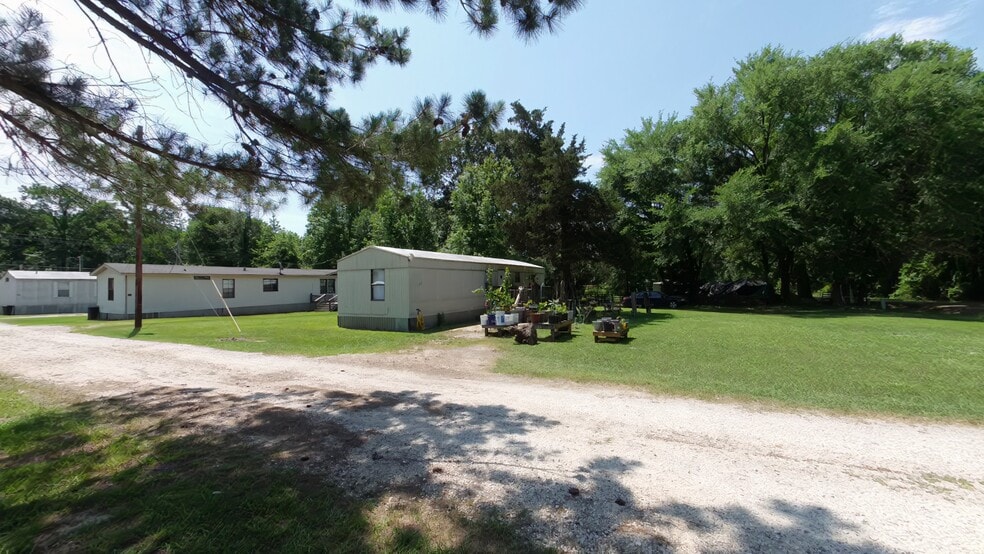 More Photos Of 1607 George Thomas Rd, Texarkana Manufactured Housing Mobile Home Park For Sale