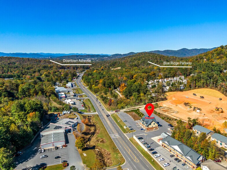 More Photos Of 208 Charlotte Hwy, Asheville Medical For Sale