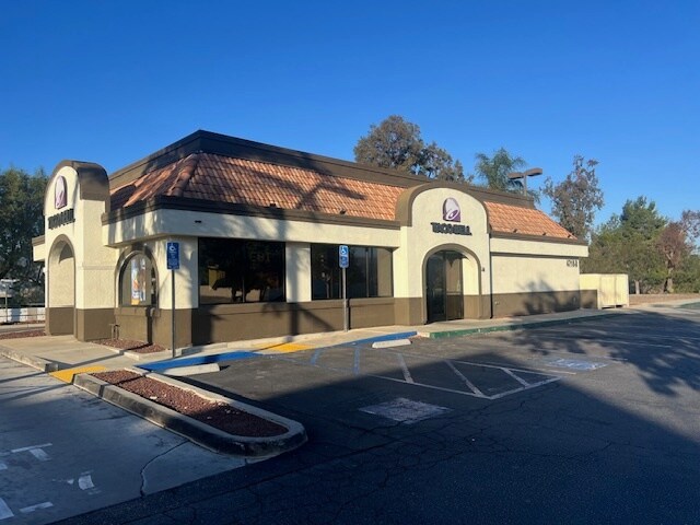 Primary Photo Of 4718 Green River Rd, Corona Freestanding For Lease