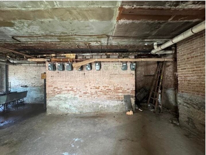 More Photos Of 8156 S Laflin St, Chicago Apartments For Sale