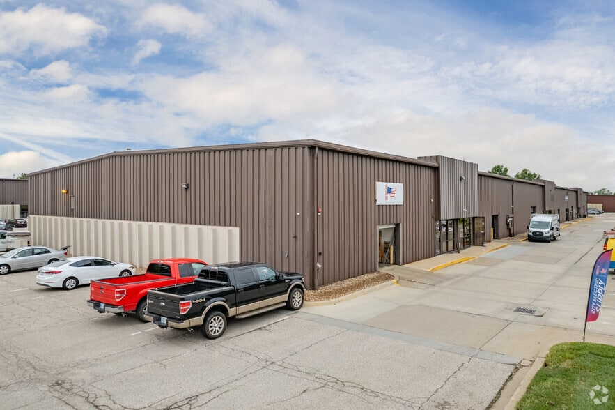 Primary Photo Of 14801-14901 W 99th St, Lenexa Warehouse For Lease
