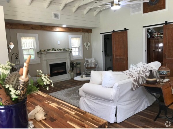 More Photos Of 172 Aldebaran Rd, Mathews Apartments For Sale