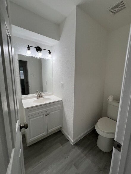 More Photos Of , Heath Office For Sale